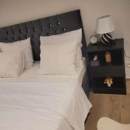 Hotel apartamentowy Magnifique Nocturne & Prestige Centre